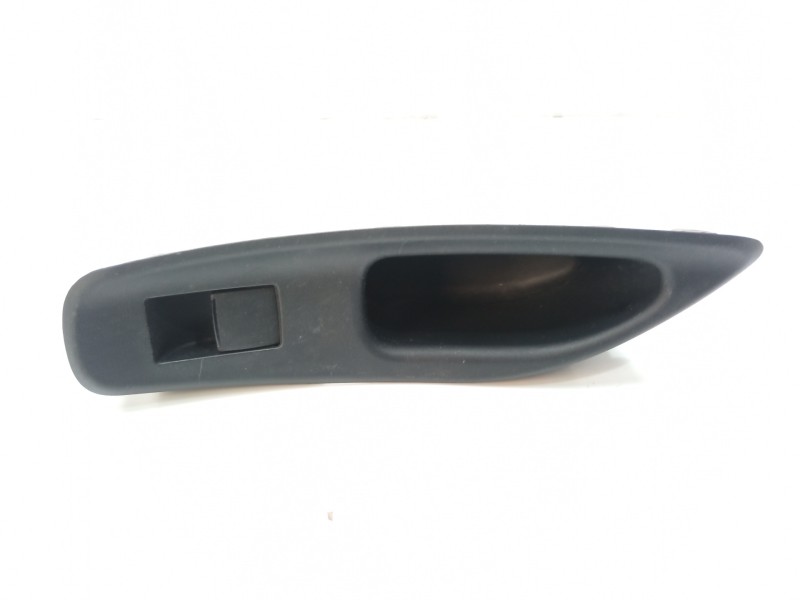 Recambio de mando elevalunas trasero derecho para toyota yaris active referencia OEM IAM 74271K0090C1 3561X132D 74271K0090