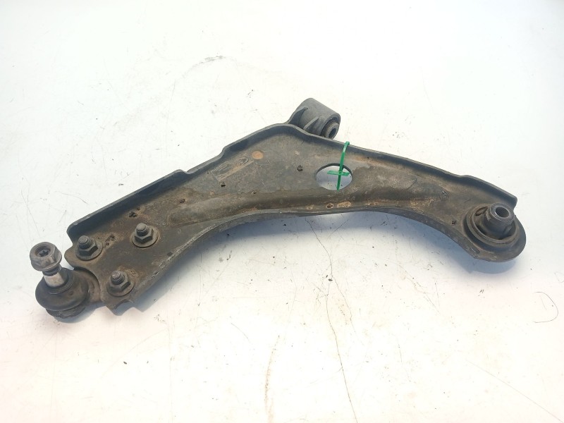 Recambio de brazo suspension inferior delantero izquierdo para toyota proace verso referencia OEM IAM SU001A9889  