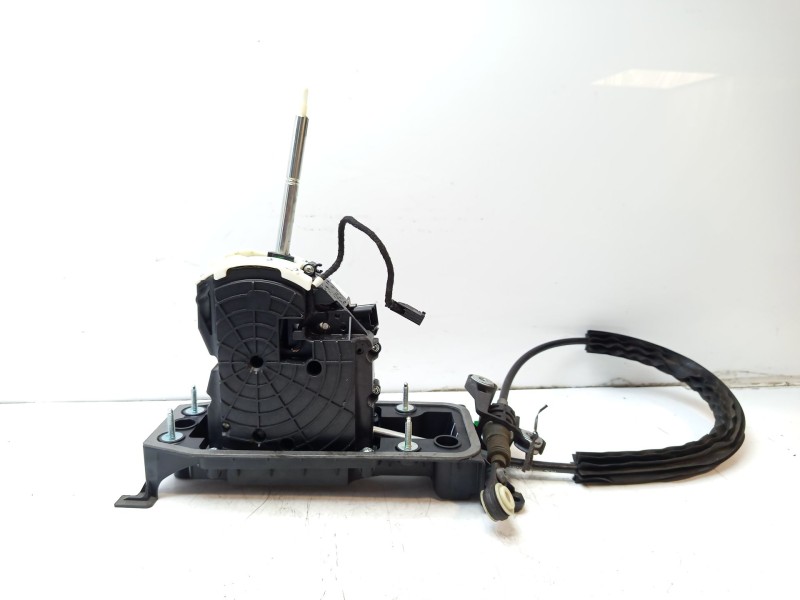 Recambio de selector cambio para volkswagen tiguan (ad1, ax1) 2.0 tdi referencia OEM IAM 5QH713023L  