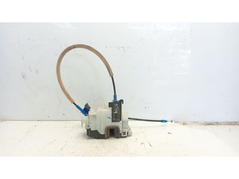 Recambio de cerradura puerta delantera derecha para fiat qubo (300) dynamic referencia OEM IAM 1365224080  