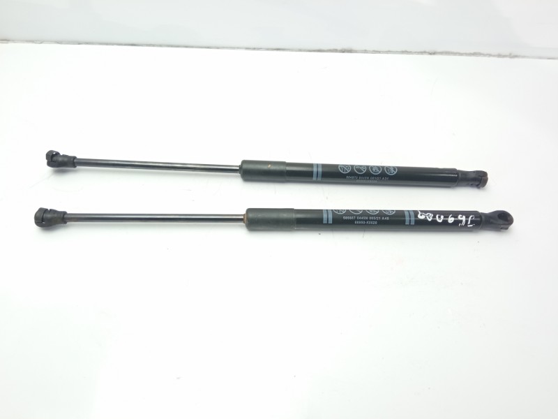 Recambio de amortiguadores maletero / porton para toyota yaris active referencia OEM IAM 68960K0020  