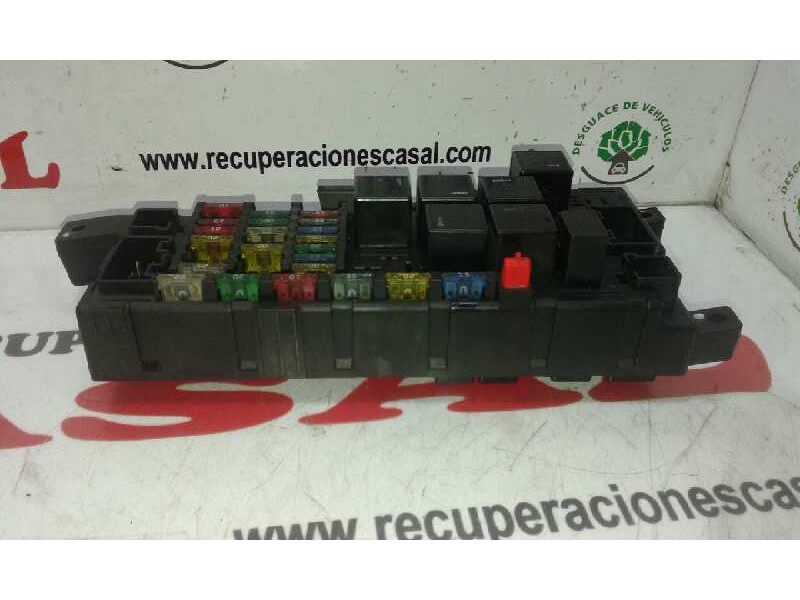 Recambio de caja reles / fusibles para volvo s60 berlina 2.4 diesel cat referencia OEM IAM 518828108 30728008 