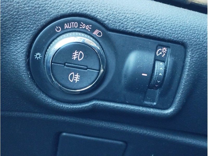 Recambio de mando luces para opel astra j (p10) 2.0 cdti (68) referencia OEM IAM 13268707  