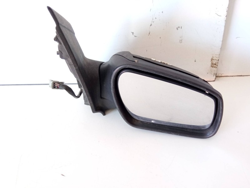 Recambio de retrovisor derecho para ford focus berlina (cap) ghia referencia OEM IAM 4M5117682  
