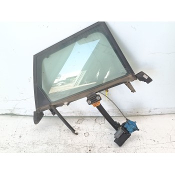 ELEVALUNAS TRASERO DERECHO 8E0839462C 