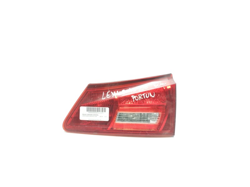 Recambio de piloto trasero central para lexus is200 (ds2/is2) 2.2 d-cat referencia OEM IAM   