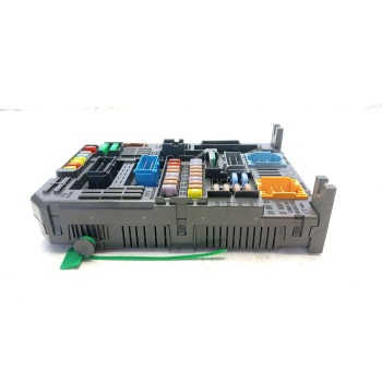 CAJA RELES / FUSIBLES SU001B3436 