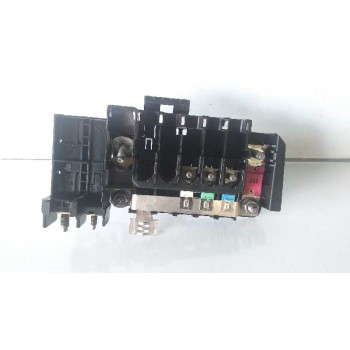 CAJA RELES / FUSIBLES A2465402050 
