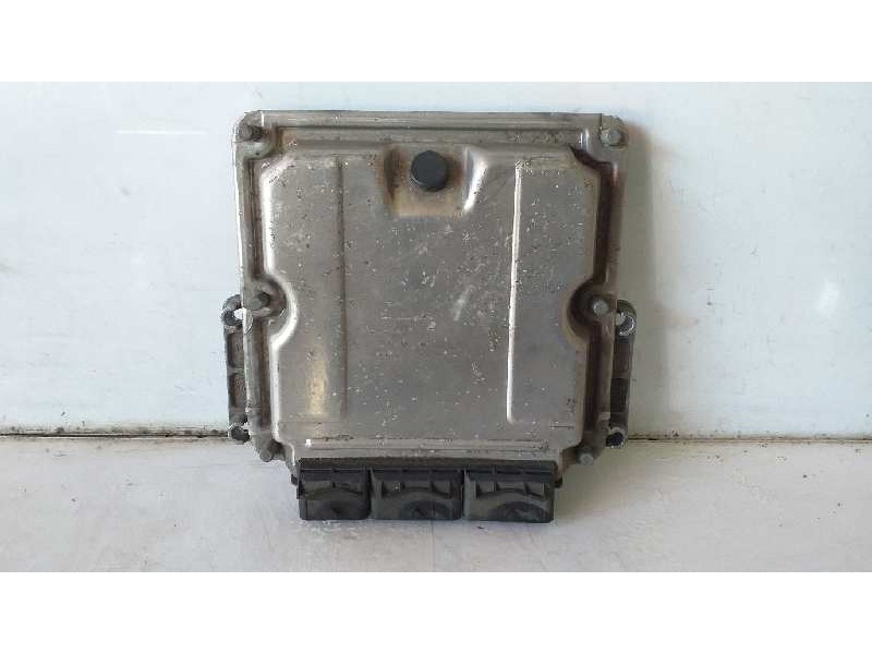 Recambio de centralita motor uce para renault laguna ii (bg0) dynamique referencia OEM IAM 0281010556 8200153946 
