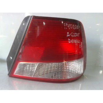 PILOTO TRASERO DERECHO 9240225220 