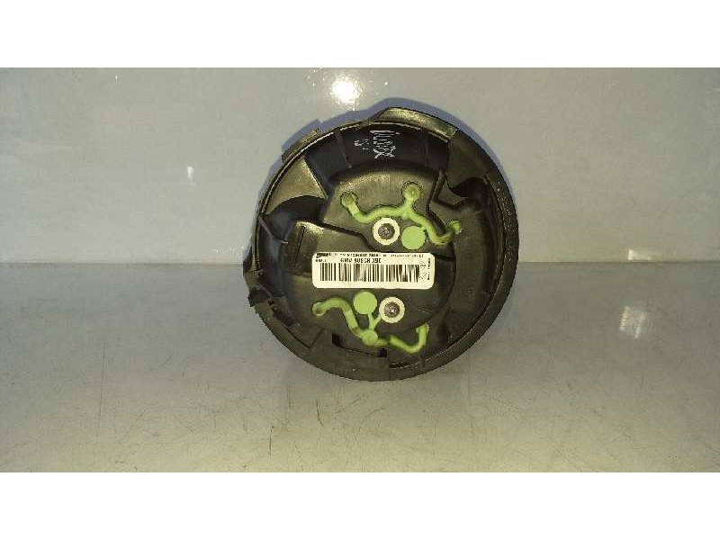 Recambio de motor calefaccion para dacia sandero laureate referencia OEM IAM 106609Z  