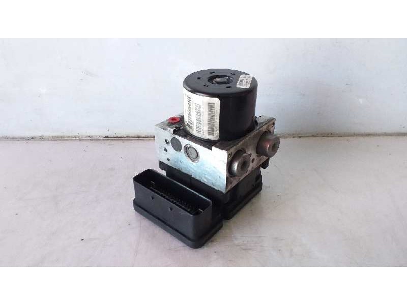 Recambio de abs para chrysler 300 c 3.0 crd executive referencia OEM IAM 25092643943 25060001113 00009385C700