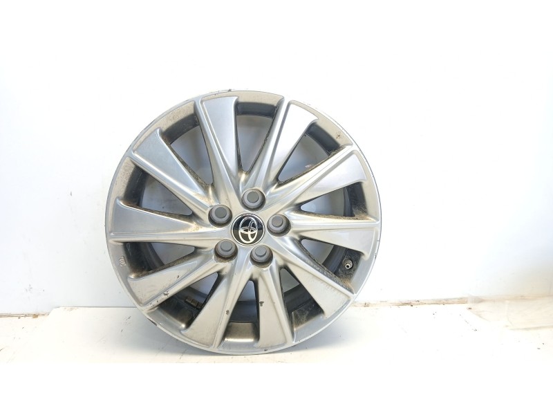 Recambio de llanta para toyota yaris active referencia OEM IAM 42611YP500  