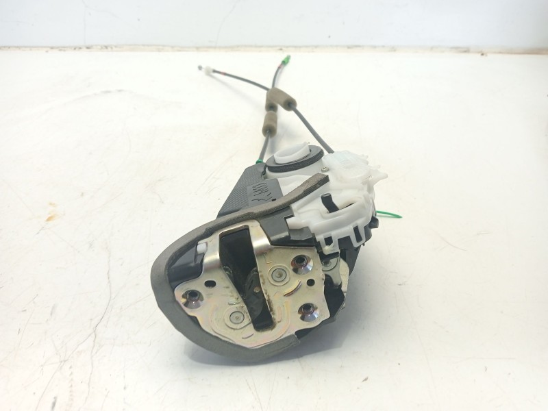 Recambio de cerradura puerta trasera izquierda para toyota yaris cross (mxp_) 1.5 (mxpb10) referencia OEM IAM 69060K0030  