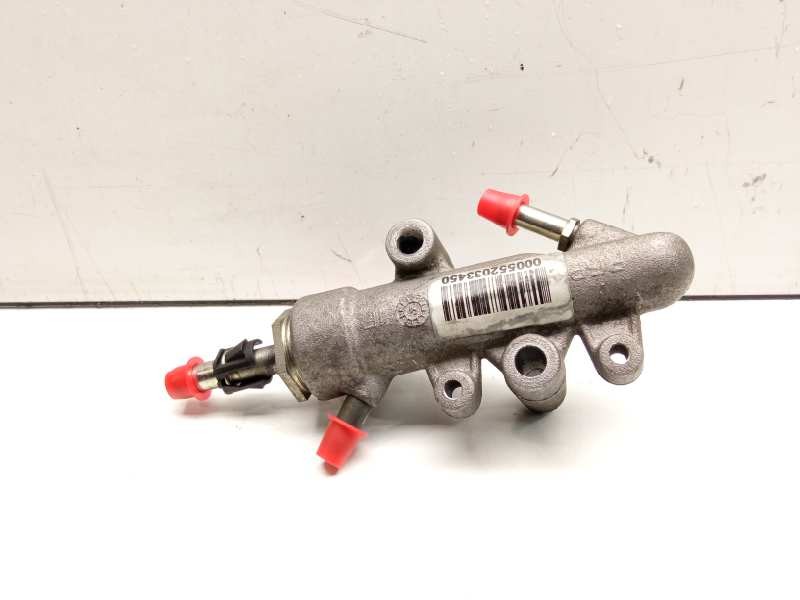 Recambio de bomba embrague para opel vectra c berlina elegance referencia OEM IAM 000552033450  