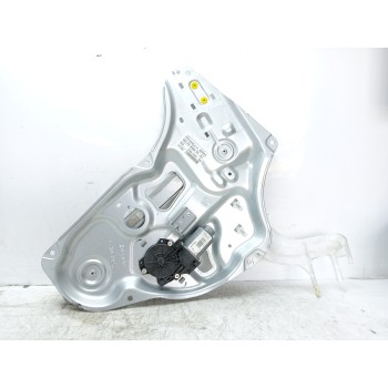 ELEVALUNAS TRASERO DERECHO 834022G010 834802Y010 