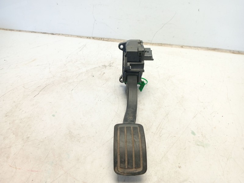 Recambio de pedal acelerador para toyota proace verso referencia OEM IAM SU001B4857  