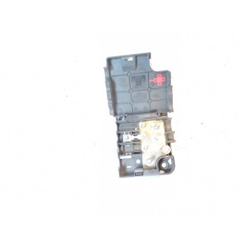 CAJA RELES / FUSIBLES 8K0937517 