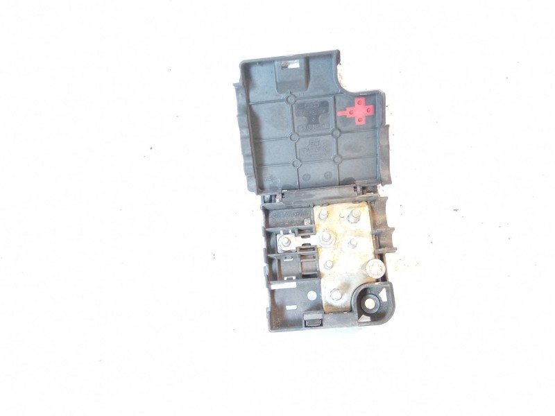 Recambio de caja reles / fusibles para audi q5 (8r) 3.2 fsi referencia OEM IAM 8K0937517  