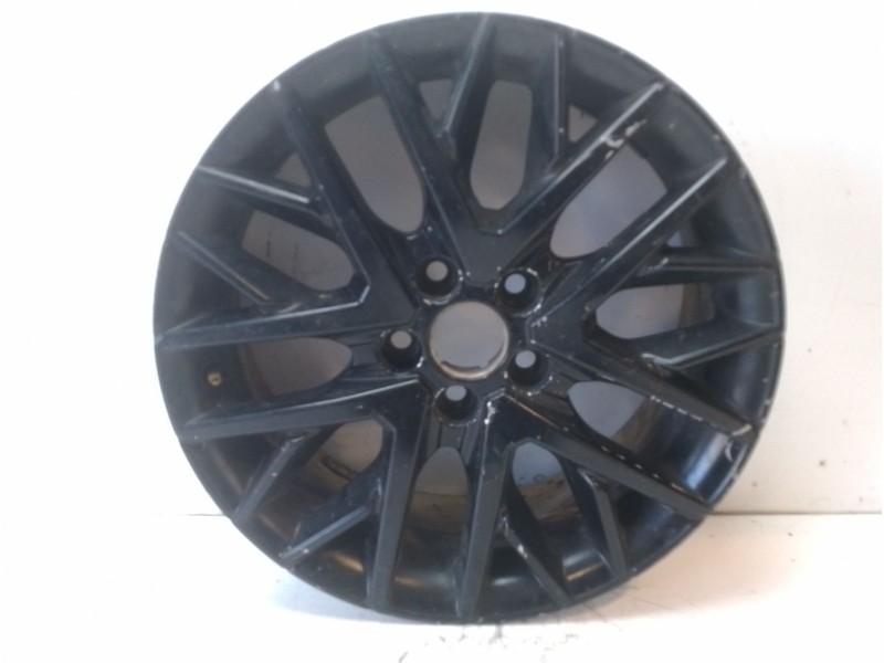 Recambio de llanta para seat ibiza (kj1) xcellence referencia OEM IAM 6F0601025M8Z8  