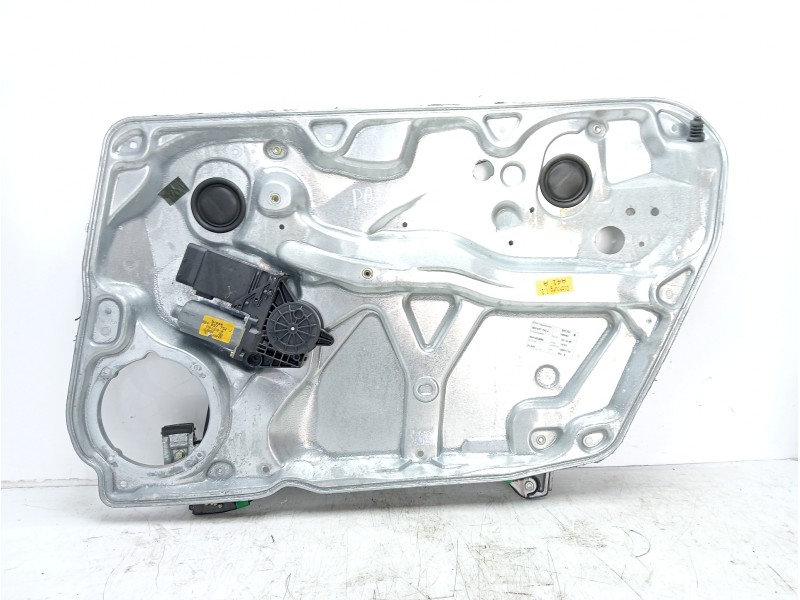 Recambio de elevalunas delantero derecho para volkswagen passat berlina (3b2) básico referencia OEM IAM 3B4837752J  
