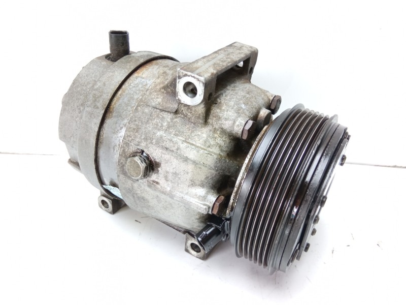 Recambio de compresor volumetrico para renault laguna ii (bg0) 1.8 referencia OEM IAM 8200021822  