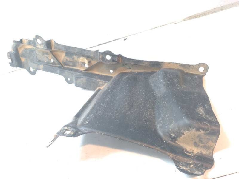 Recambio de moldura para toyota corolla (e21) hybrid advance referencia OEM IAM 5144402320  