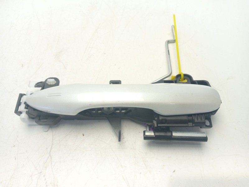 Recambio de maneta exterior delantera derecha para toyota yaris cross (mxp_) 1.5 (mxpb10) referencia OEM IAM 6920102320  