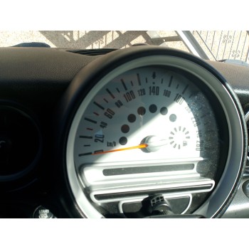 CUADRO INSTRUMENTOS 62109325809 