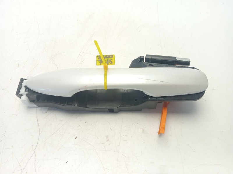 Recambio de maneta exterior trasera izquierda para toyota yaris cross (mxp_) 1.5 (mxpb10) referencia OEM IAM 692040D281  