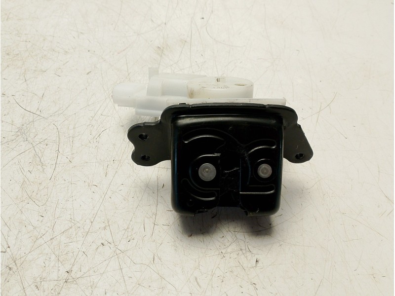Recambio de cerradura maletero / porton para toyota rav 4 v (_a5_, _h5_) 2.0 (mxaa52) referencia OEM IAM 6935042090  