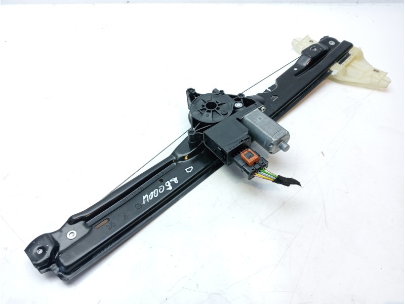 Recambio de elevalunas delantero derecho para toyota proace 1.6 16v turbodiesel cat referencia OEM IAM 123253D  