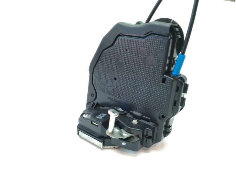 Recambio de cerradura puerta trasera derecha para toyota auris 1.6 16v cat referencia OEM IAM 6905002180  
