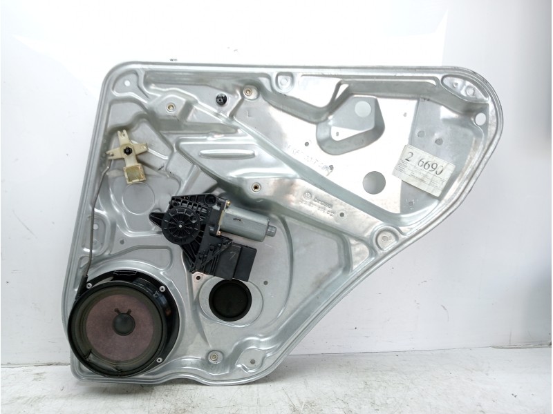Recambio de elevalunas trasero derecho para volkswagen passat berlina (3b3) 1.9 tdi referencia OEM IAM 3B5839462A  