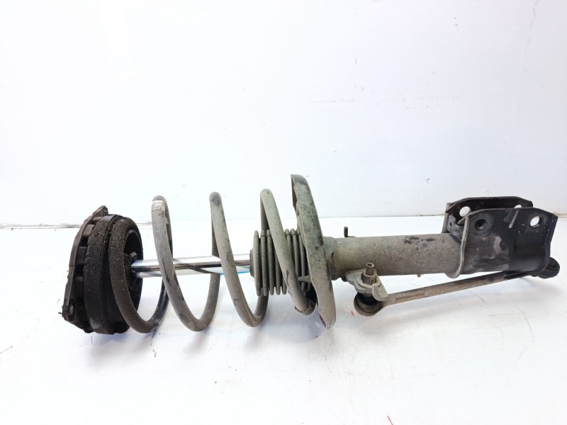 Recambio de amortiguador delantero izquierdo para renault scenic iii referencia OEM IAM 543020017R  