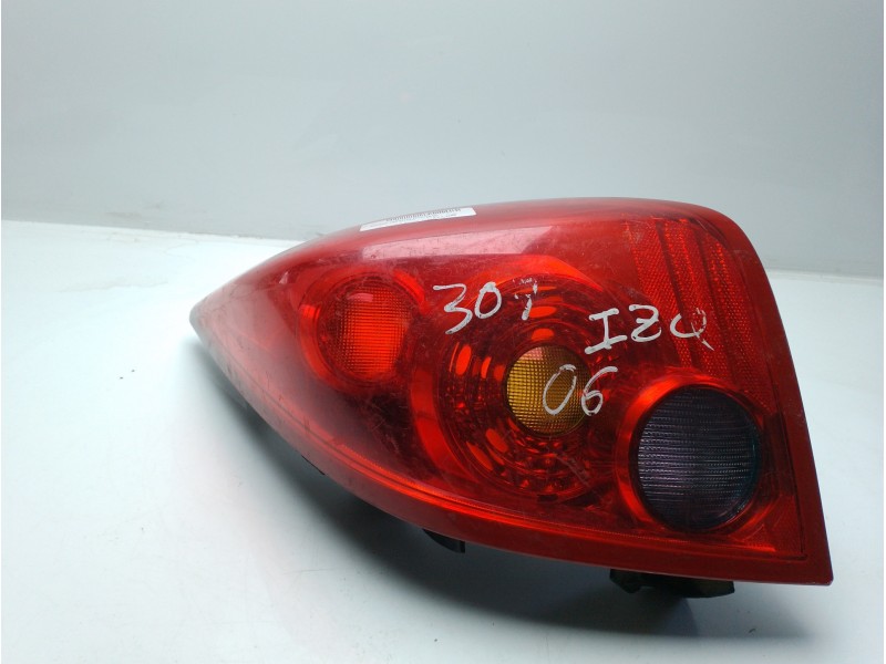 Recambio de piloto trasero izquierdo para peugeot 307 (s1) 1.6 16v cat referencia OEM IAM   