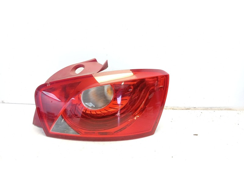 Recambio de piloto trasero derecho para seat ibiza sc (6j1) 1.9 tdi referencia OEM IAM 6J4945096H  