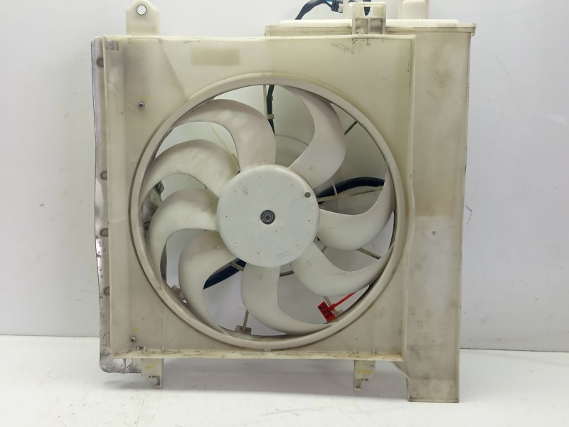 Recambio de electroventilador para toyota aygo referencia OEM IAM 163628EA10 163600Q131 
