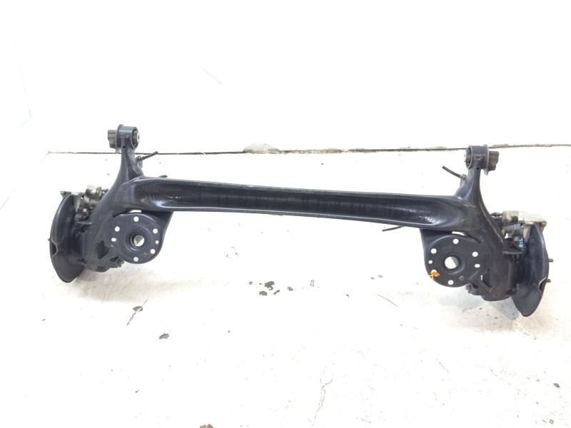 Recambio de puente trasero para toyota yaris cross (mxp_) 1.5 (mxpb10) referencia OEM IAM 421100D460 478500D080 478300D080