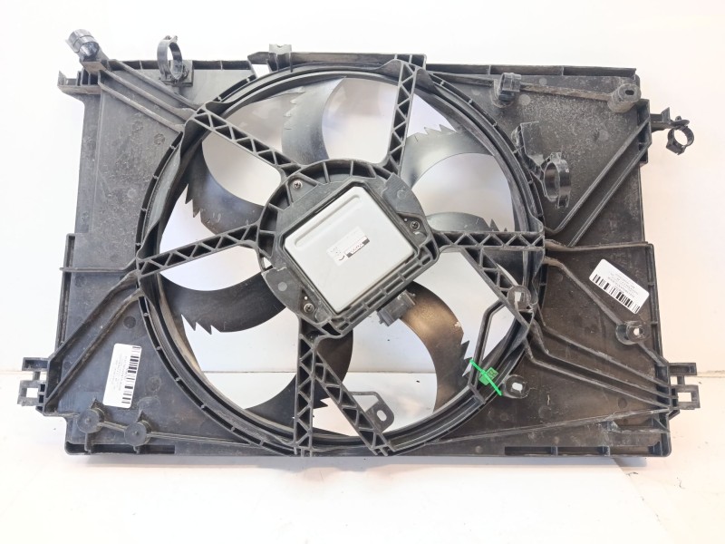 Recambio de electroventilador para toyota rav 4 v (_a5_, _h5_) 2.0 (mxaa52) referencia OEM IAM 1636025020 1636331500 1220500051