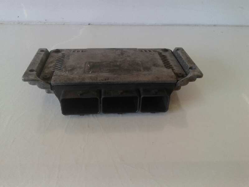 Recambio de centralita motor uce para citroën saxo 1.5 d plaisir referencia OEM IAM 0281001839  
