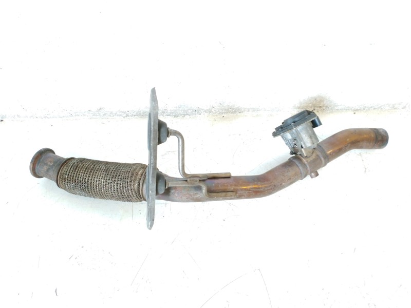 Recambio de tubo escape central para seat leon (5f1) 2.0 tdi referencia OEM IAM 5Q0253101AM 5Q0253692 