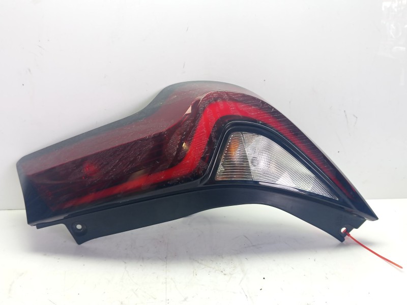 Recambio de piloto trasero derecho para toyota aygo referencia OEM IAM 815510H180  