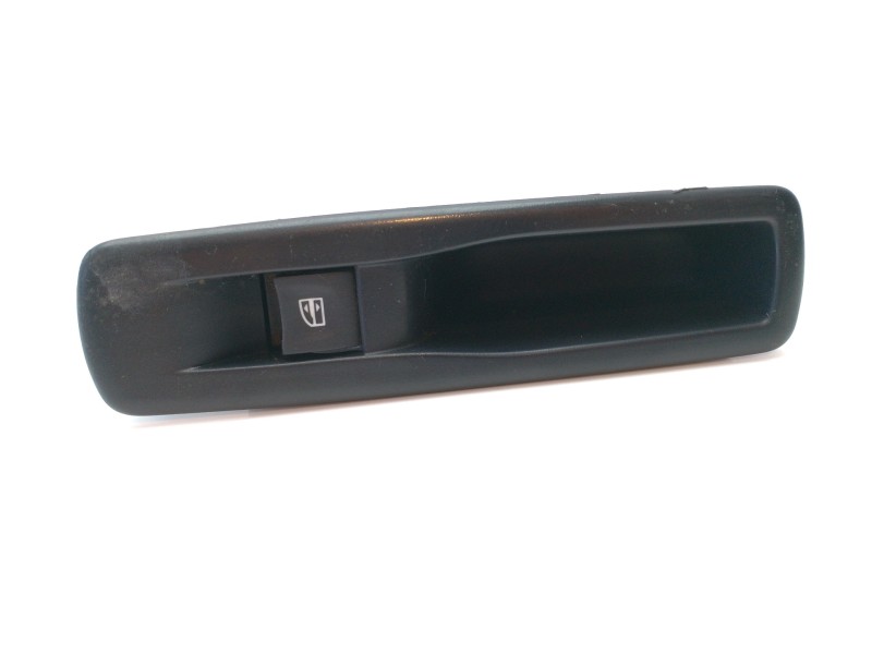 Recambio de mando elevalunas trasero derecho para renault megane iii berlina 5 p dynamique referencia OEM IAM 829500004R  