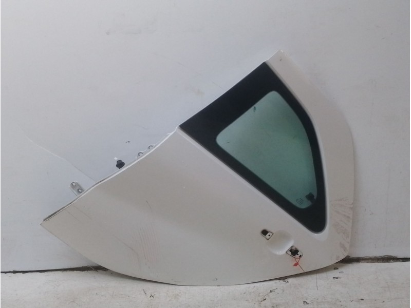 Recambio de puerta trasera izquierda para toyota aygo referencia OEM IAM 670040H090  