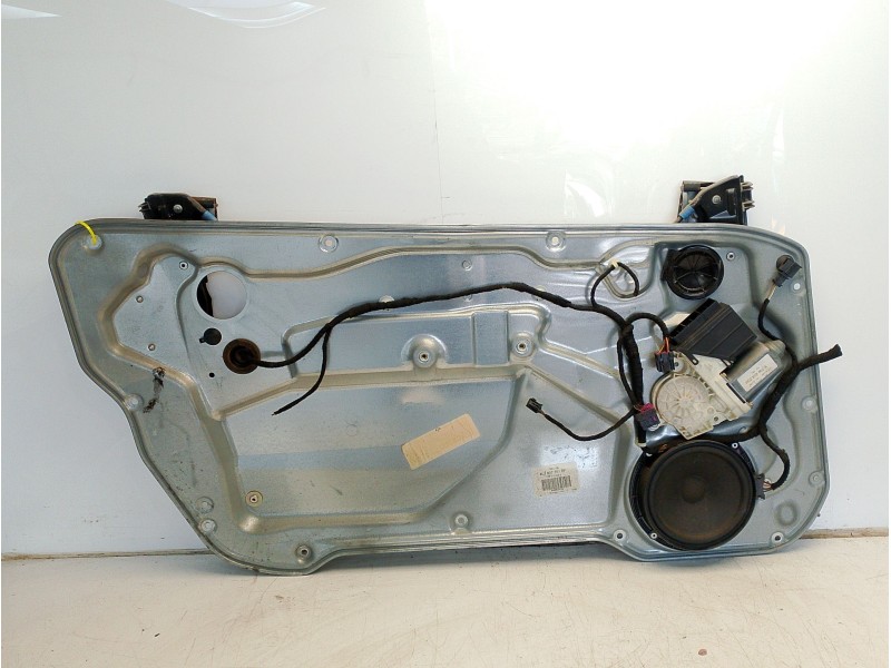 Recambio de elevalunas delantero izquierdo para seat ibiza iii (6l1) 1.2 referencia OEM IAM 6L3837461  