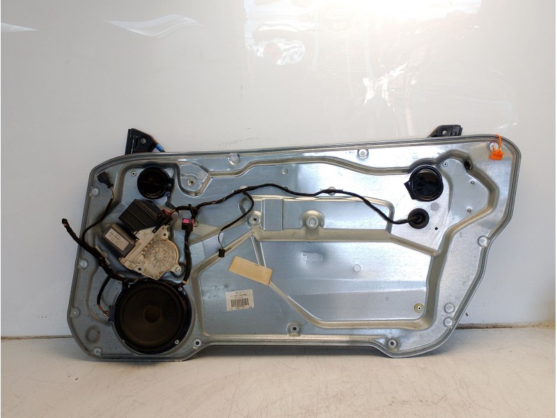 Recambio de elevalunas delantero derecho para seat ibiza iii (6l1) 1.2 referencia OEM IAM 6L3837462  