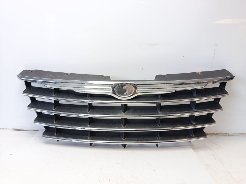 Recambio de rejilla paragolpes central para chrysler voyager iv (rg, rs) 2.8 crd referencia OEM IAM 4857986AB  
