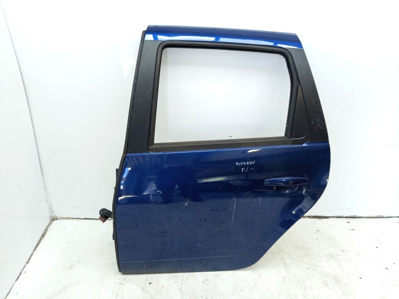 Recambio de puerta trasera izquierda para dacia duster ambiance 4x2 referencia OEM IAM 8201675904  821014570R / 821014570R