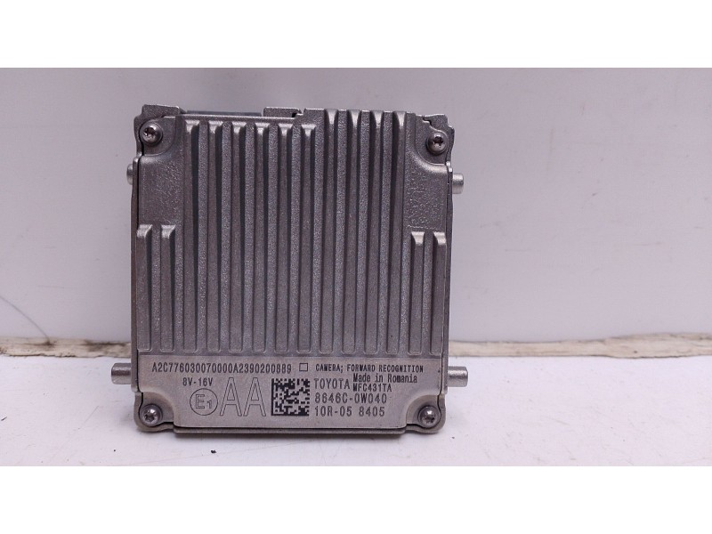 Recambio de modulo electronico para toyota yaris 1.5 16v cat referencia OEM IAM 8646C-0W040  10R058405 / A2C776030070000A2390200